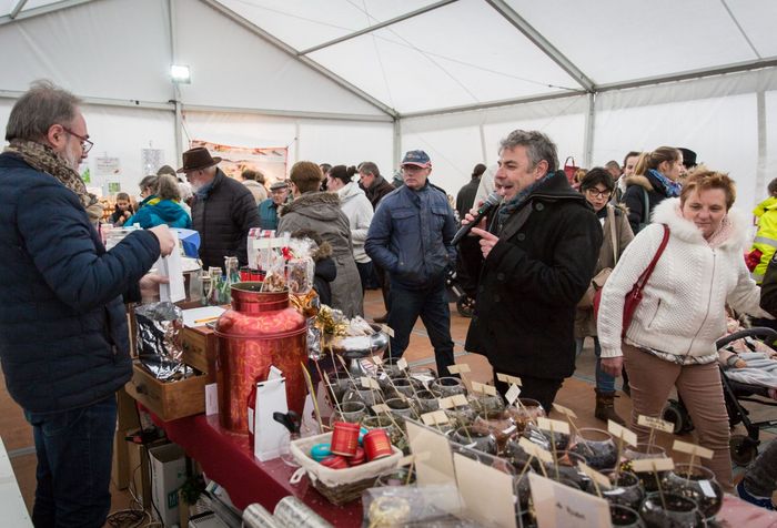 Marché de Noël 2018 à Ploërmel ©JF-GUILLON - Agrandir l'image, .JPG 296Ko (fenêtre modale)