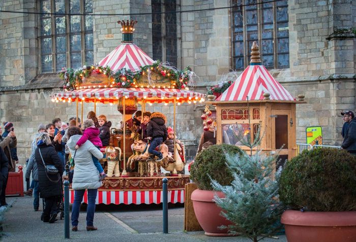 Marché de Noël 2018 à Ploërmel ©JF-GUILLON - Agrandir l'image, .JPG 387Ko (fenêtre modale)