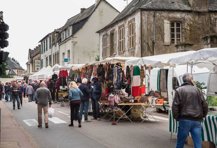 Foire Saint Denis - Agrandir l'image, .JPG 329Ko (fenêtre modale)