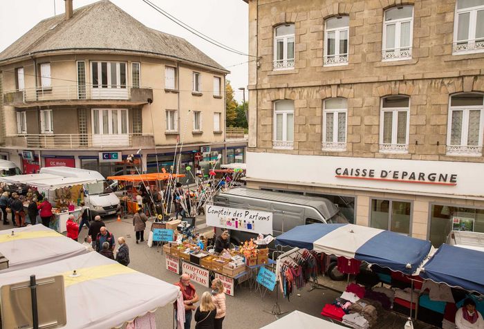 Foire Saint Denis - Agrandir l'image, .JPG 370Ko (fenêtre modale)