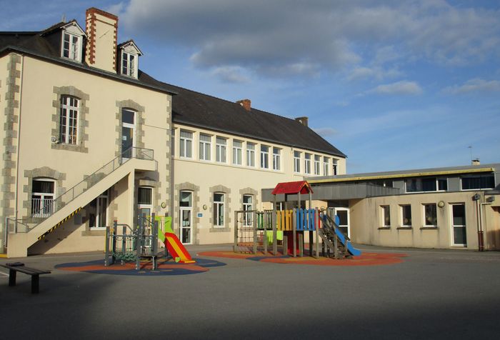École Saint Joseph - Agrandir l'image, . 0octets (fenêtre modale)