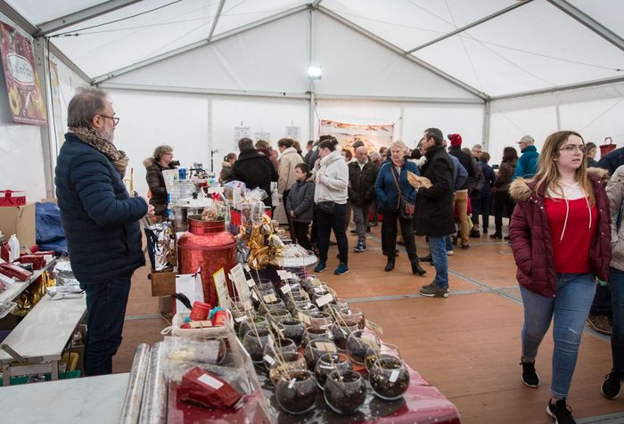 Marché de Noël 2018 à Ploërmel ©JF-GUILLON - Agrandir l'image, .JPG 302Ko (fenêtre modale)