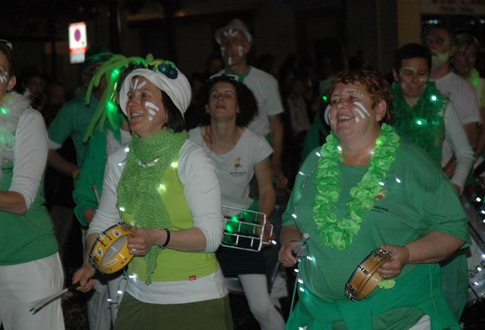 Carnaval nocturne à Ploërmel - Agrandir l'image, .JPG 383Ko (fenêtre modale)