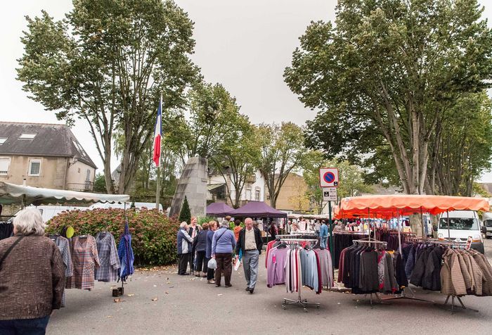 Foire Saint Denis - Agrandir l'image, .JPG 557Ko (fenêtre modale)